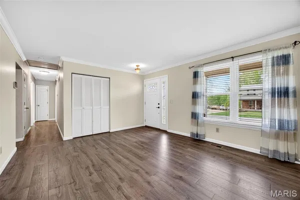 $335,000 | 24 Parkwood Drive, St. Peters, MO 63376