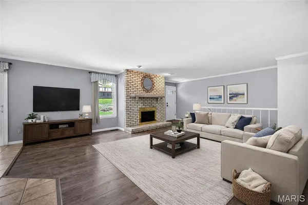 $335,000 | 24 Parkwood Drive, St. Peters, MO 63376