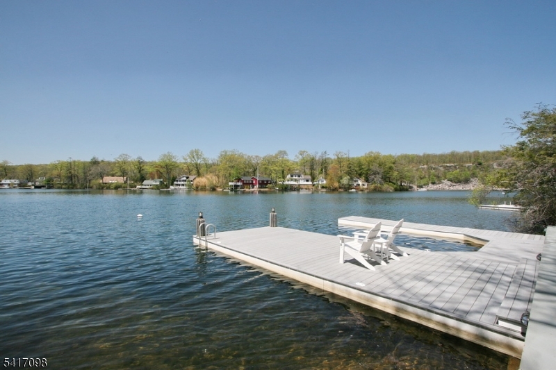 140 Lake End Road Newfoundland, NJ 07435 - Photo 38 of 48