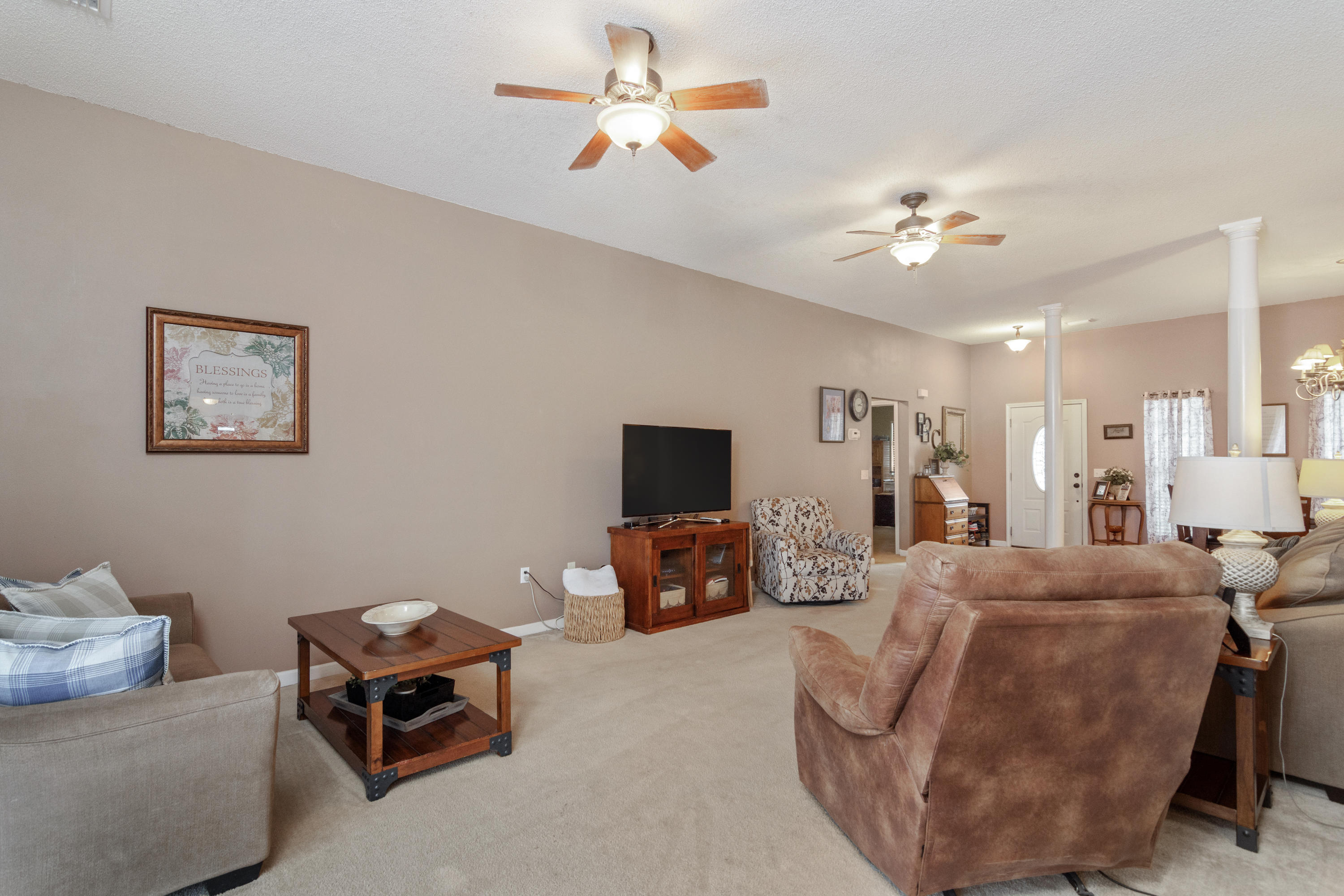 5215 Moore Loop Crestview, FL 32536 - Photo 7 of 31 Gallery Image 7