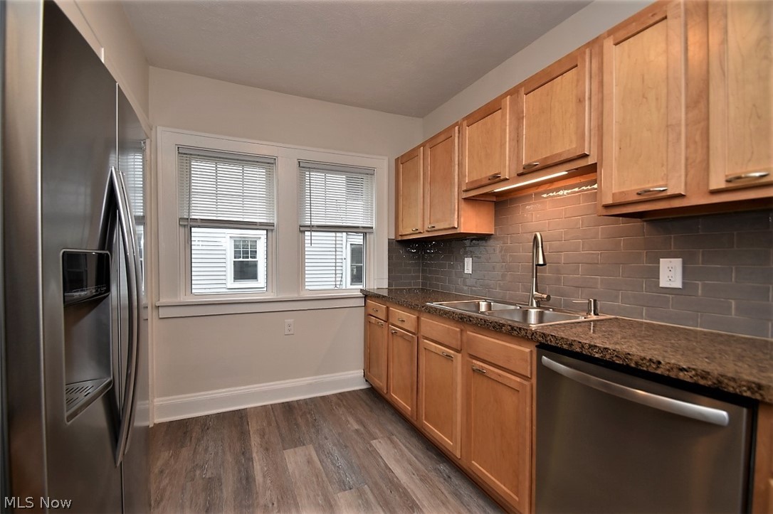 3964 Ardmore Road Cleveland Heights, OH 44121 - Photo 10 of 33 New stainless sink and tiled backsplash.