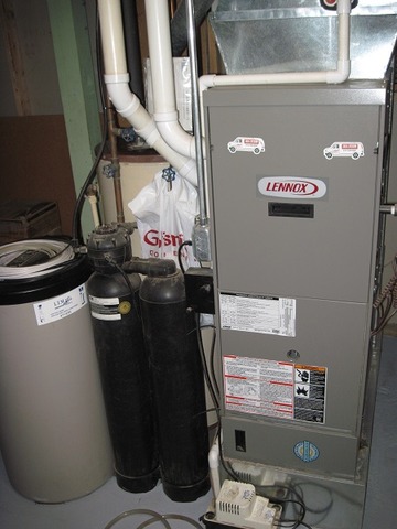 354 Cleveland Avenue Rochelle, IL 61068 - Photo 22 of 22 a close view of water heater
