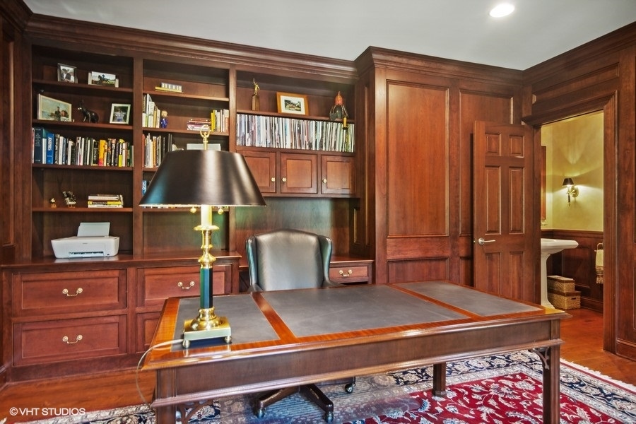 433 Signal Hill Road North Barrington, IL 60010 - Photo 14 of 44 a living room with furniture