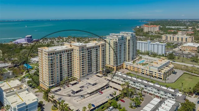 $519,500 | 750 North Tamiami Trail, Unit 304, Sarasota, FL 34236