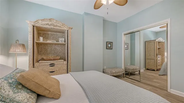 $519,500 | 750 North Tamiami Trail, Unit 304, Sarasota, FL 34236