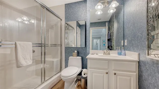 $519,500 | 750 North Tamiami Trail, Unit 304, Sarasota, FL 34236