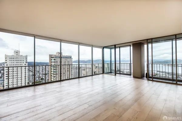 $9,995 | 999 Green Street, Unit 2501, San Francisco, CA 94133