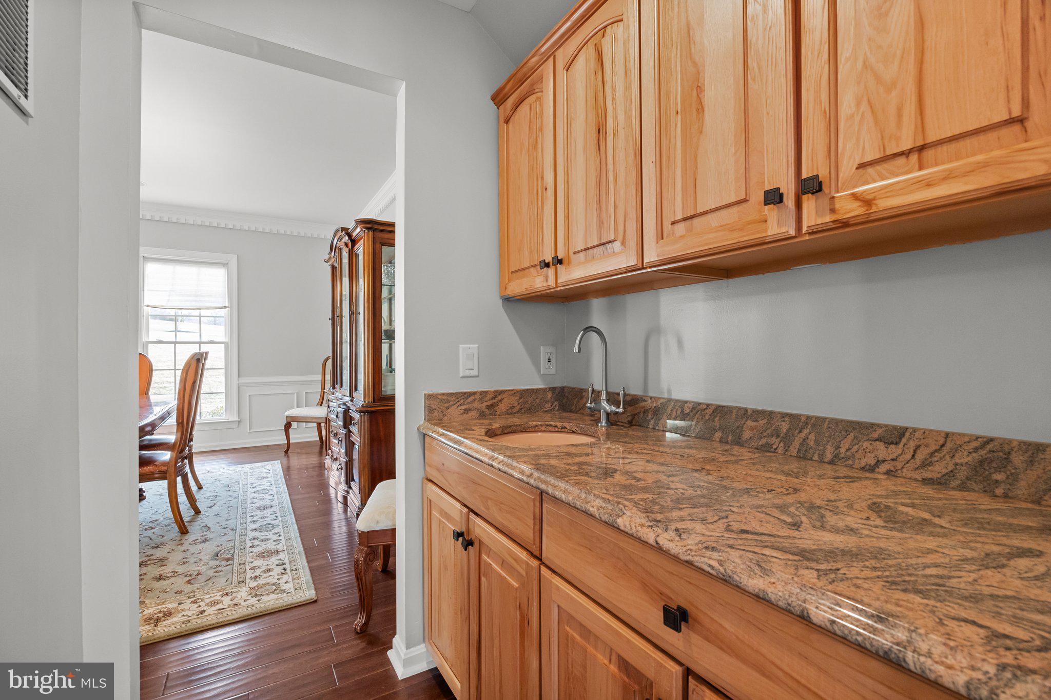 106 Clover Road Ivyland, PA 18974 - Photo 30 of 64 Butler Pantry