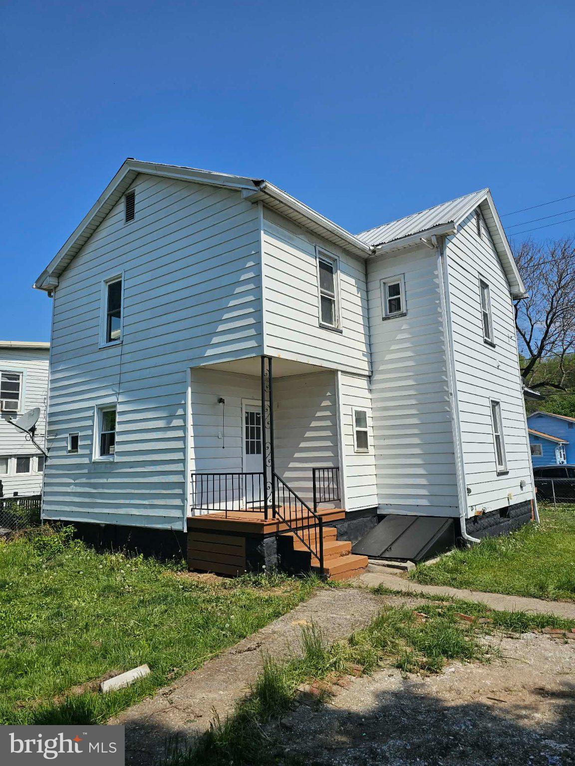 9 West Sherman Street Mount Union, PA 17066 - Photo 22 of 24 Charming two-story home with potential.