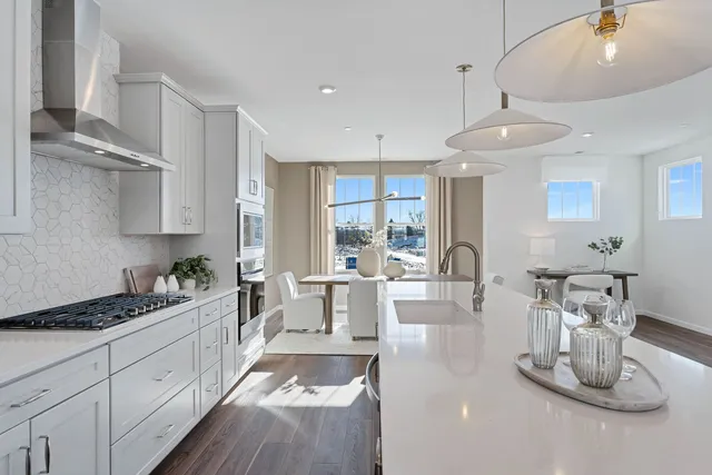 $546,444 | 6307 Sandbelt Drive, Unit 33002, Lisle, IL 60532