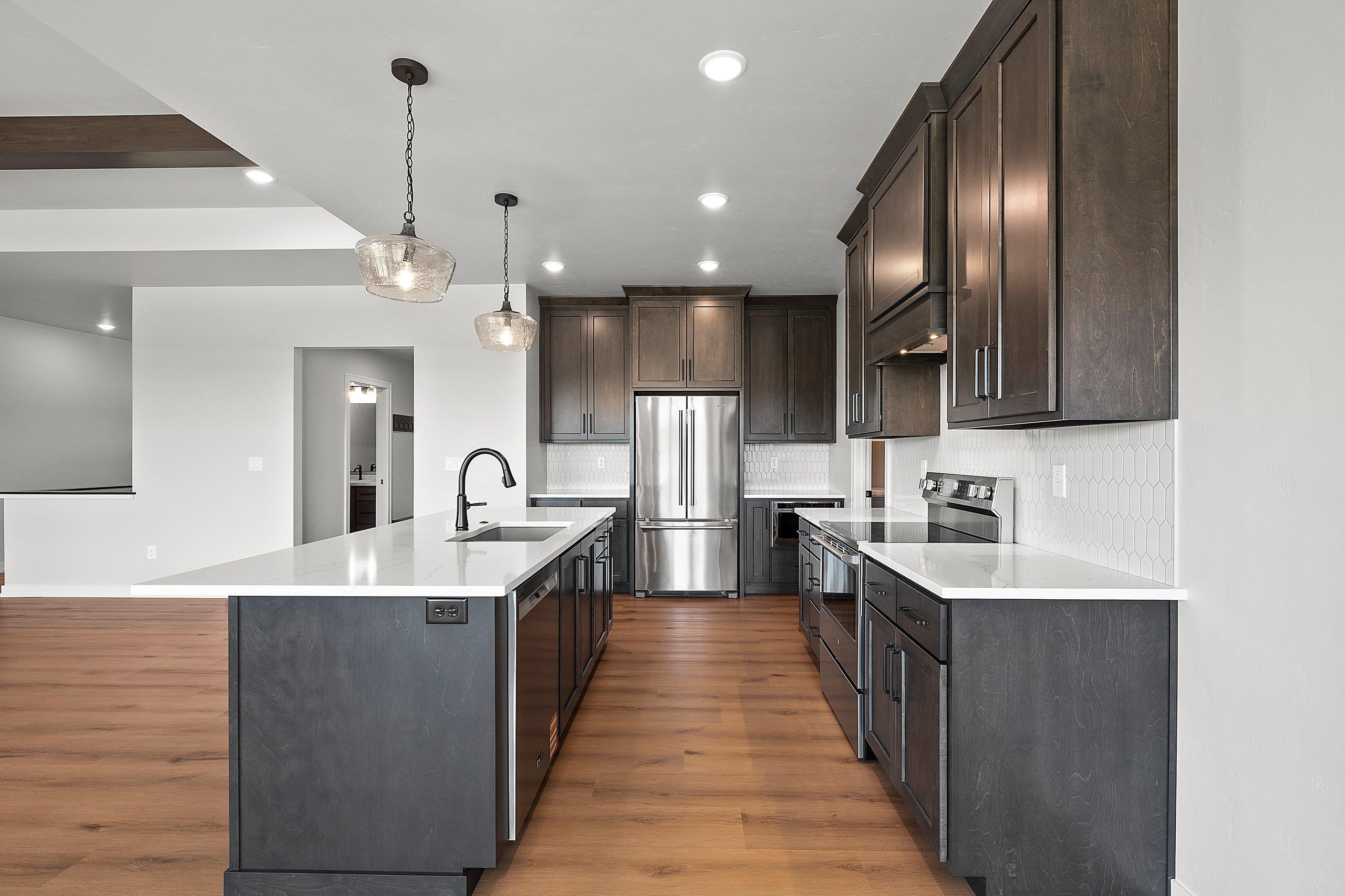 3236 Willow Road Green Bay, WI 54311 - Photo 10 of 47