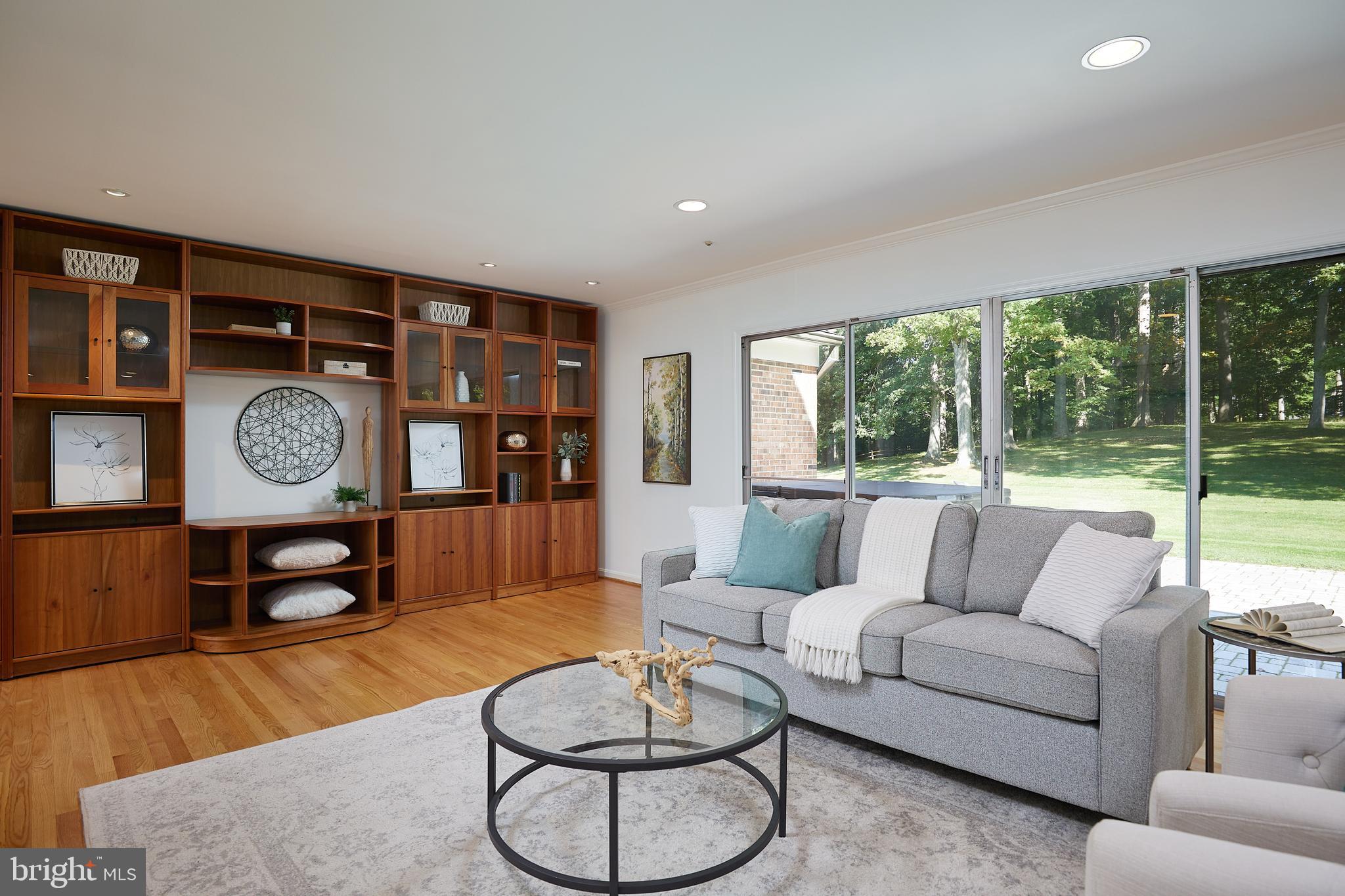 8710 Belmart Road Potomac, MD 20854 - Photo 22 of 56 Family room