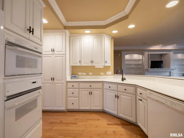 $365,000 | 414 Harbor Pointe Drive, East Peoria, IL 61611