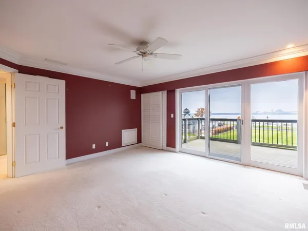 $365,000 | 414 Harbor Pointe Drive, East Peoria, IL 61611