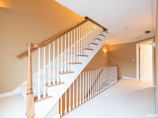 $365,000 | 414 Harbor Pointe Drive, East Peoria, IL 61611