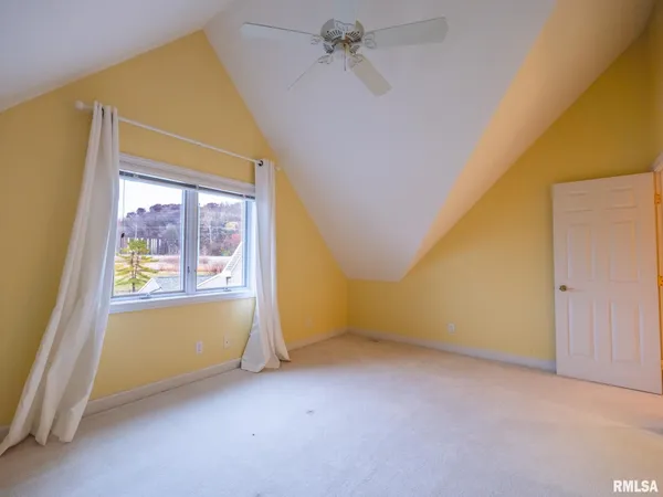 $365,000 | 414 Harbor Pointe Drive, East Peoria, IL 61611