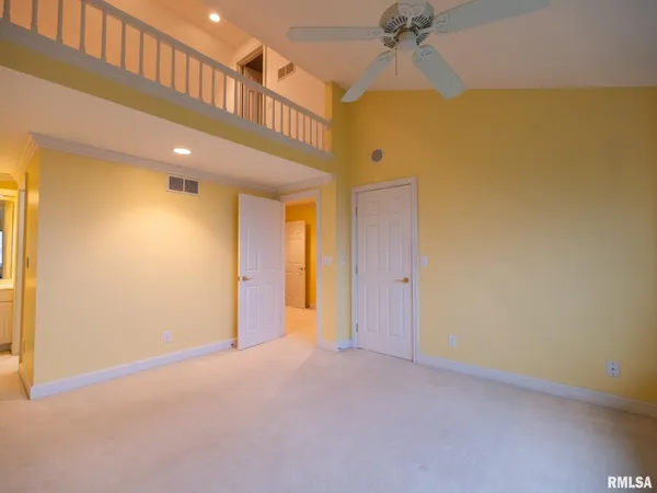 $365,000 | 414 Harbor Pointe Drive, East Peoria, IL 61611