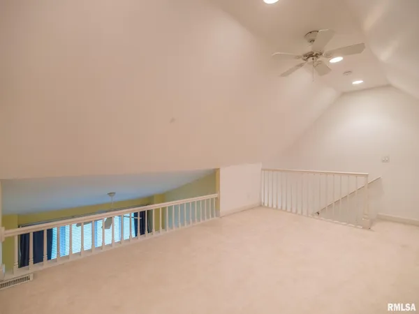 $365,000 | 414 Harbor Pointe Drive, East Peoria, IL 61611