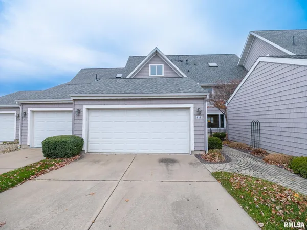 $365,000 | 414 Harbor Pointe Drive, East Peoria, IL 61611