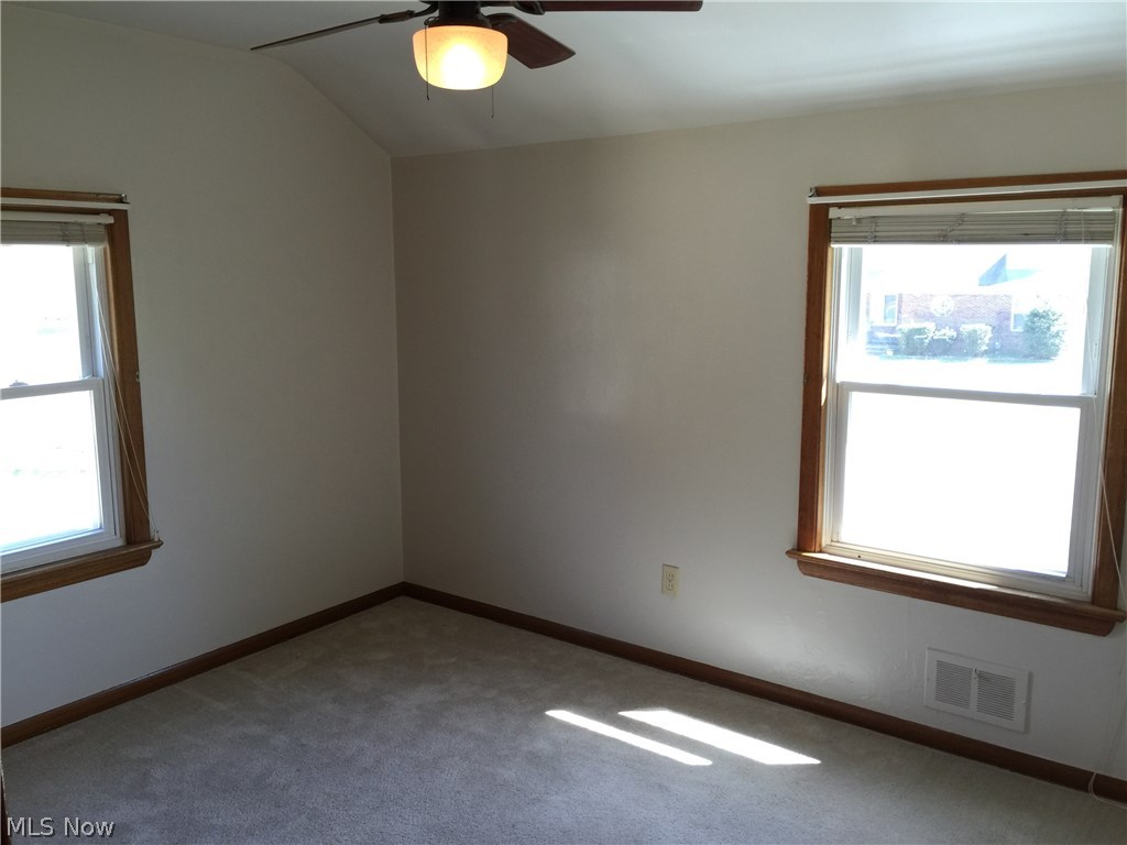 8110 Ackley Road Parma, OH 44129 - Photo 14 of 23