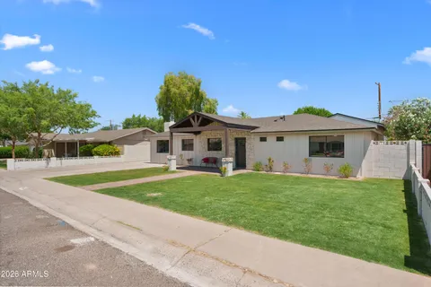 $1,295,000 | 3860 East Clarendon Avenue, Phoenix, AZ 85018