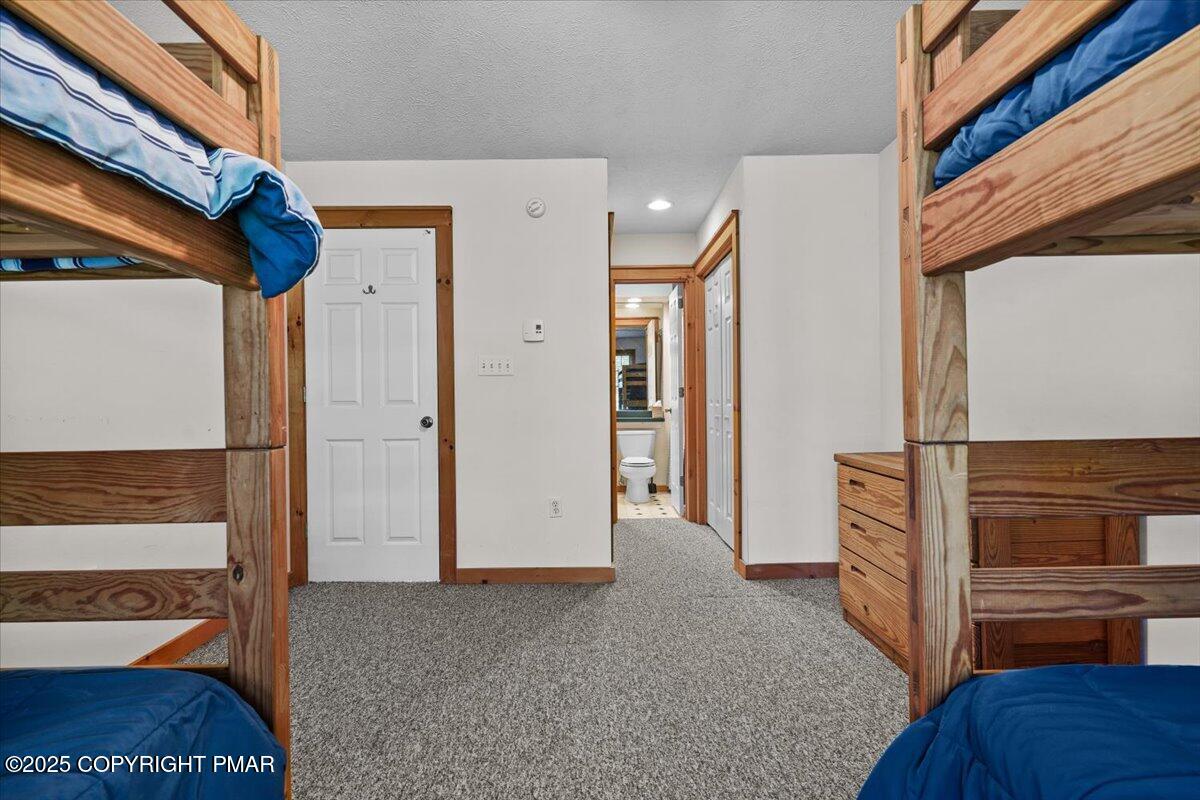 182 Upper Deer Valley Road Tannersville, PA 18372 - Photo 22 of 40 a view of walk in closet