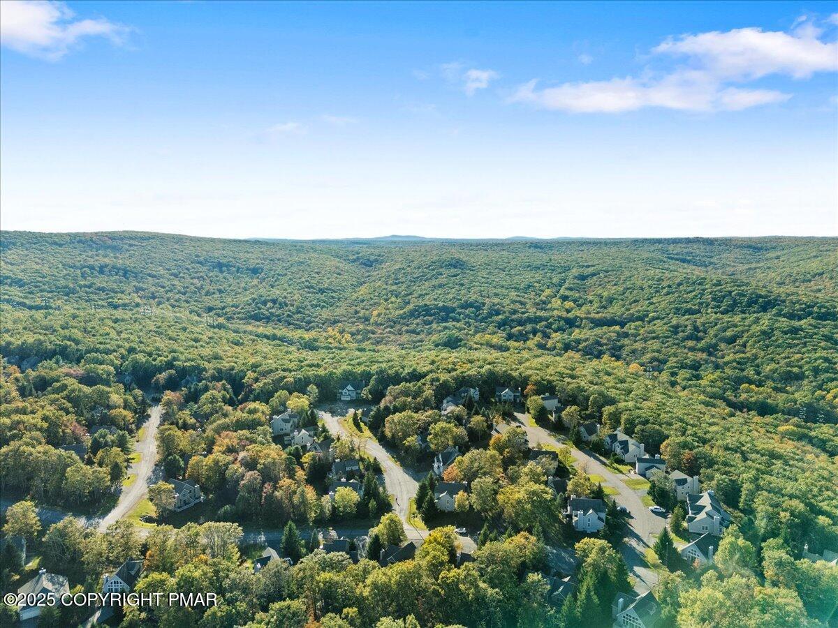 182 Upper Deer Valley Road Tannersville, PA 18372 - Photo 26 of 40 a view of a city