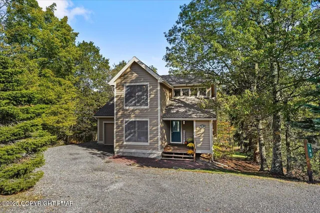 $459,000 | 182 Upper Deer Valley Road, Tannersville, PA 18372