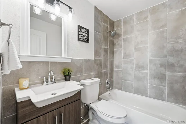 $450,000 | 9684 Orangewood Drive, Thornton, CO 80260