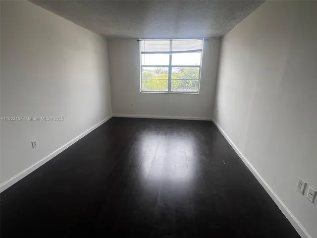 $152,000 | 498 Northwest 165th Street, Unit D303, Miami, FL 33169