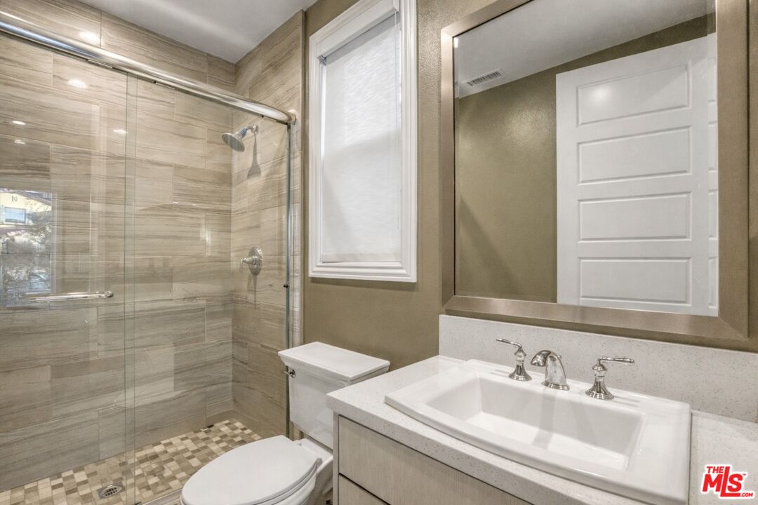 20124 Piccadilly Lane Porter Ranch, CA 91326 - Photo 25 of 56