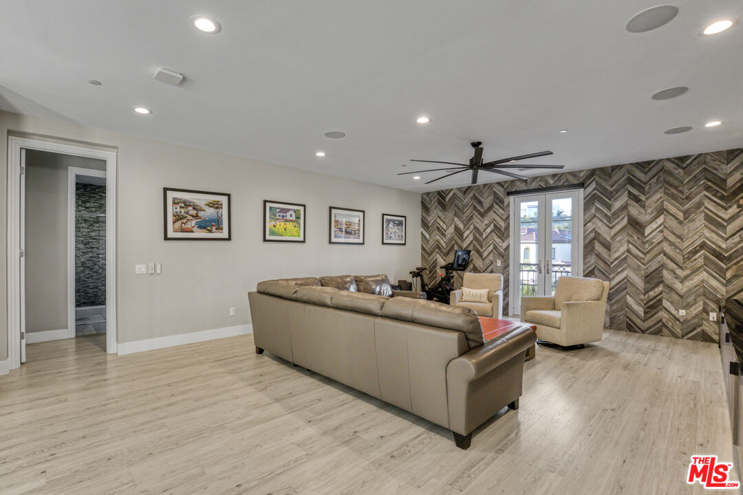20124 Piccadilly Lane Porter Ranch, CA 91326 - Photo 27 of 56