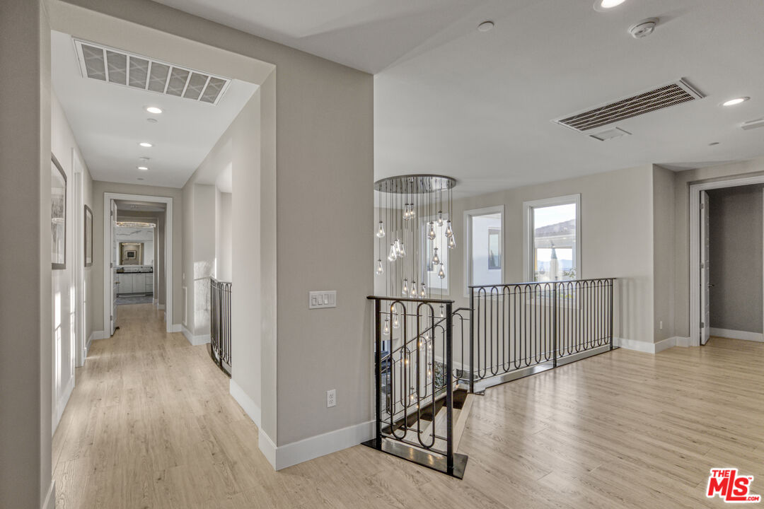 20124 Piccadilly Lane Porter Ranch, CA 91326 - Photo 28 of 56