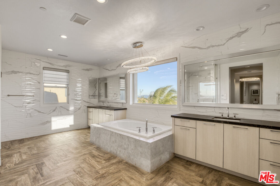 20124 Piccadilly Lane Porter Ranch, CA 91326 - Photo 32 of 56