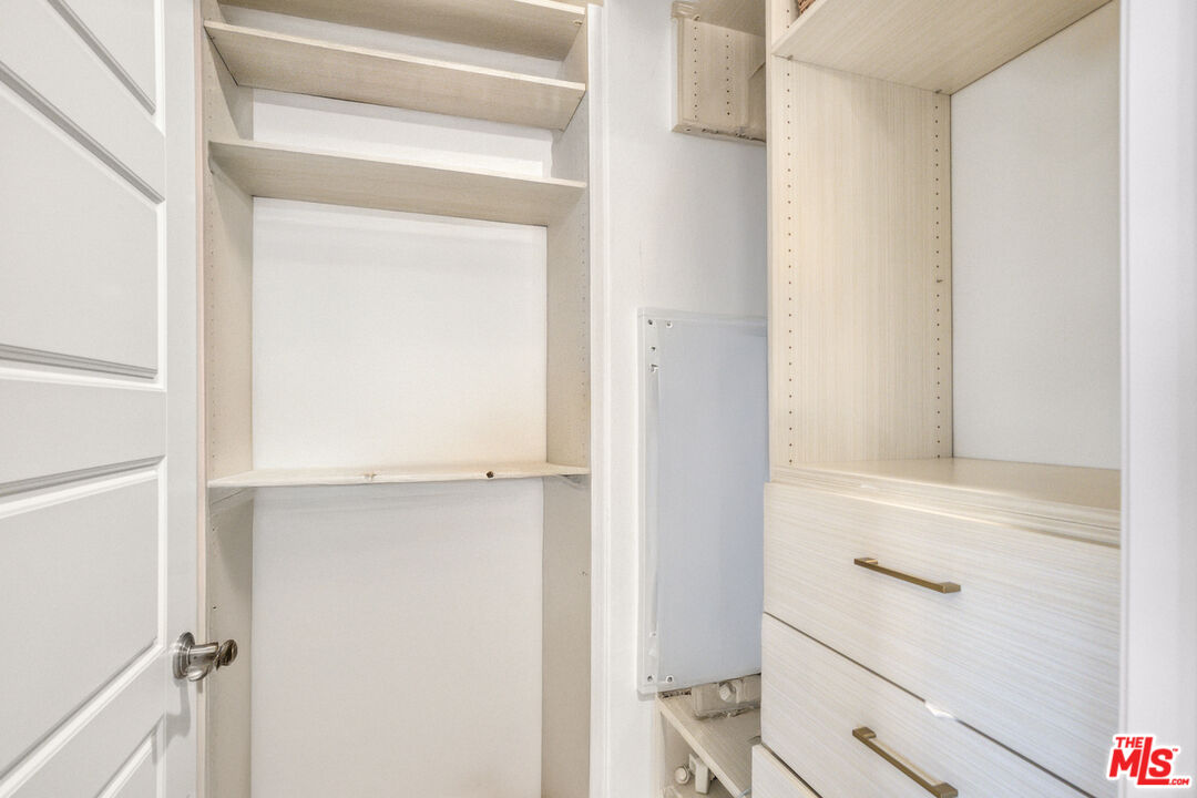 20124 Piccadilly Lane Porter Ranch, CA 91326 - Photo 39 of 56