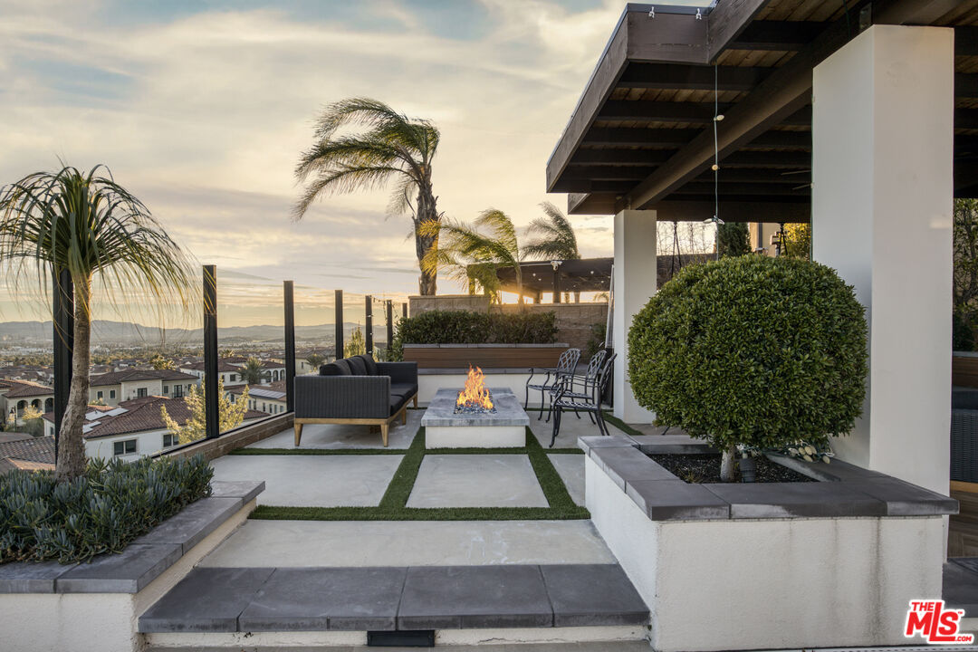 20124 Piccadilly Lane Porter Ranch, CA 91326 - Photo 48 of 56