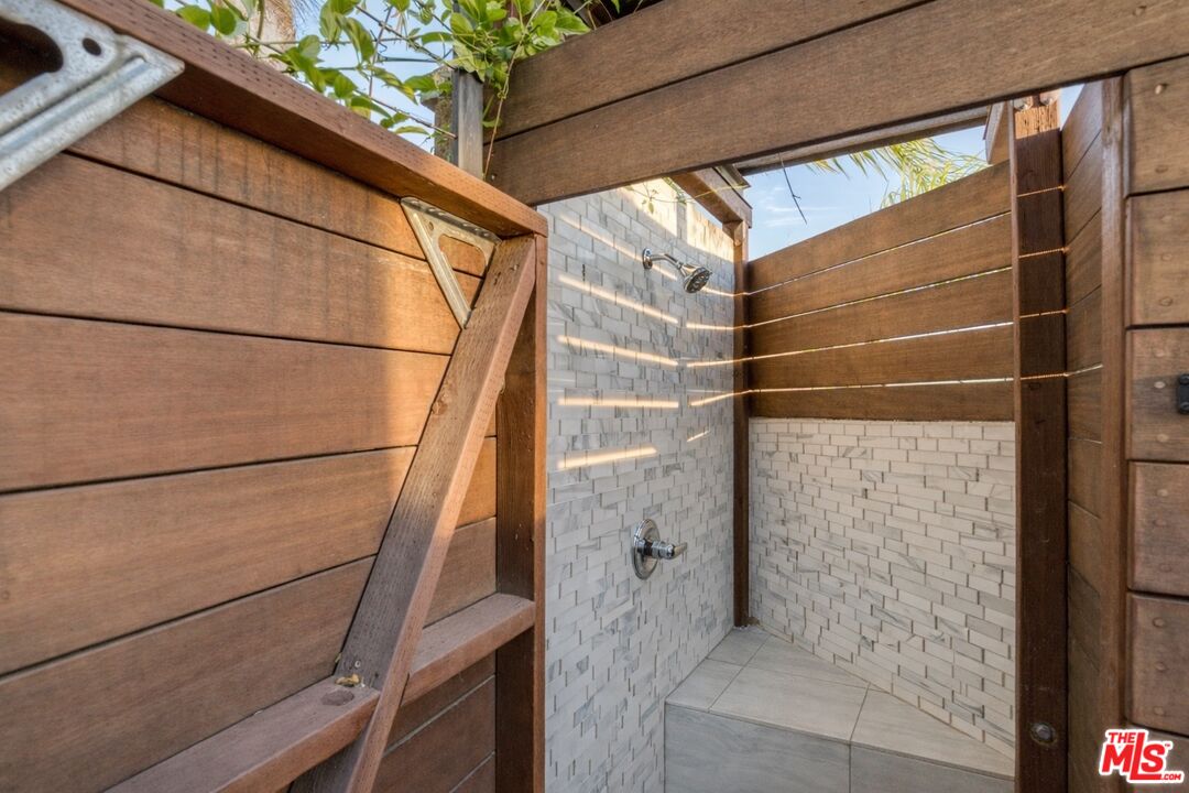 20124 Piccadilly Lane Porter Ranch, CA 91326 - Photo 49 of 56