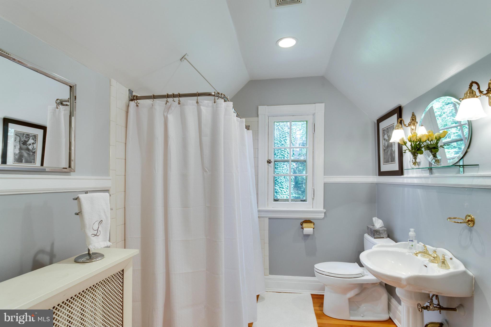 11 West Cold Spring Lane Baltimore, MD 21210 - Photo 21 of 30 Bath
