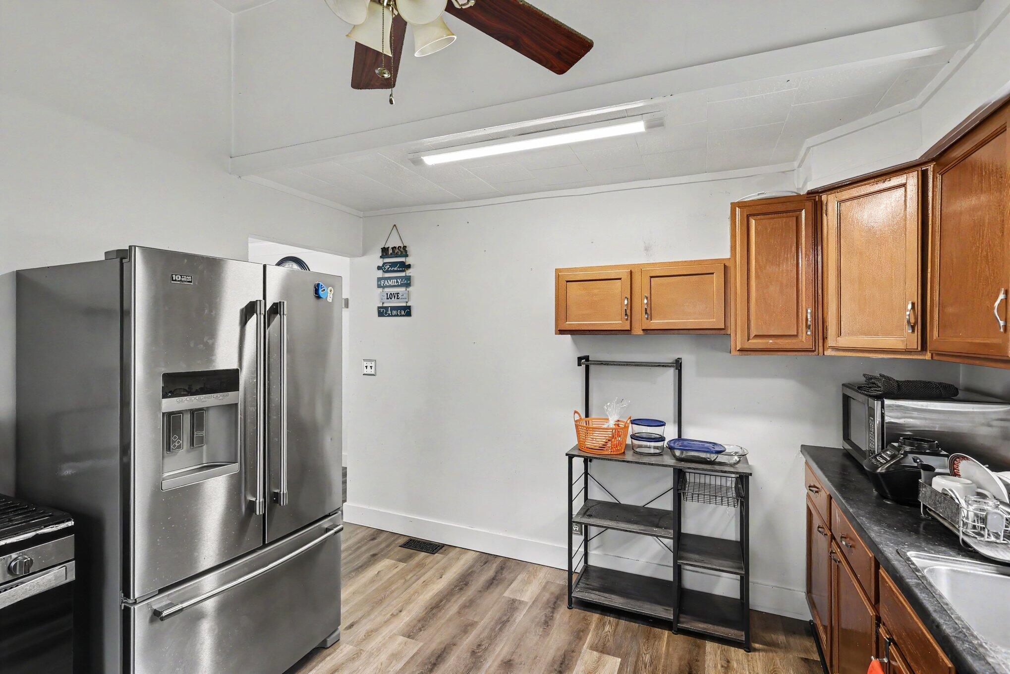10345 Brooklyn Road Brooklyn, MI 49230 - Photo 11 of 41 010_file_1982