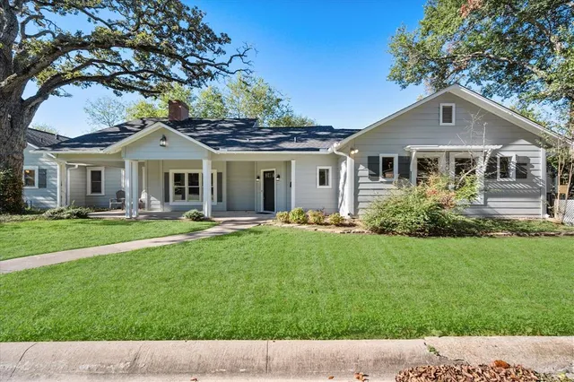 a house view with a garden space