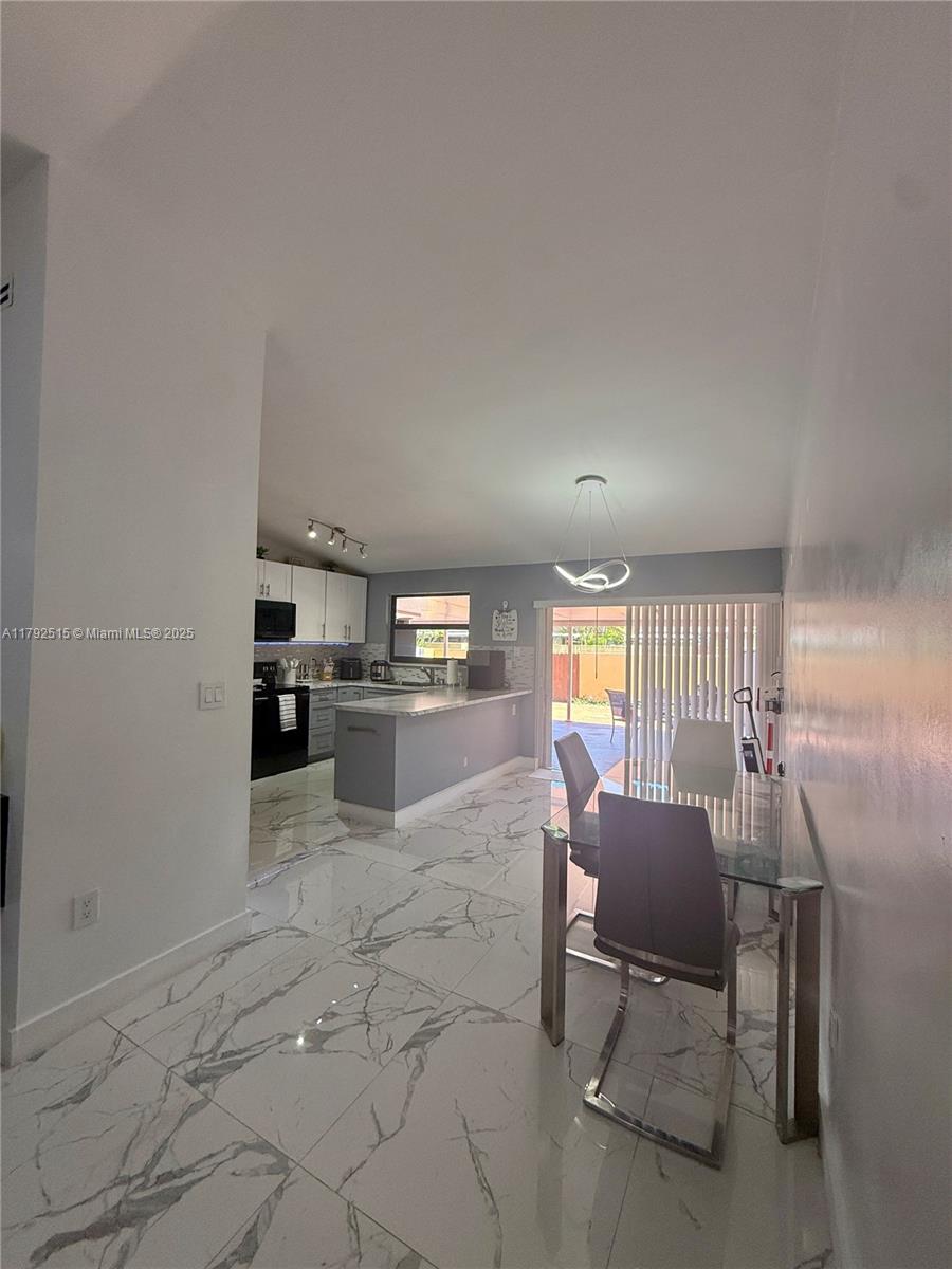 14712 Southwest 84th Terrace Miami, FL 33193 - Photo 2 of 28