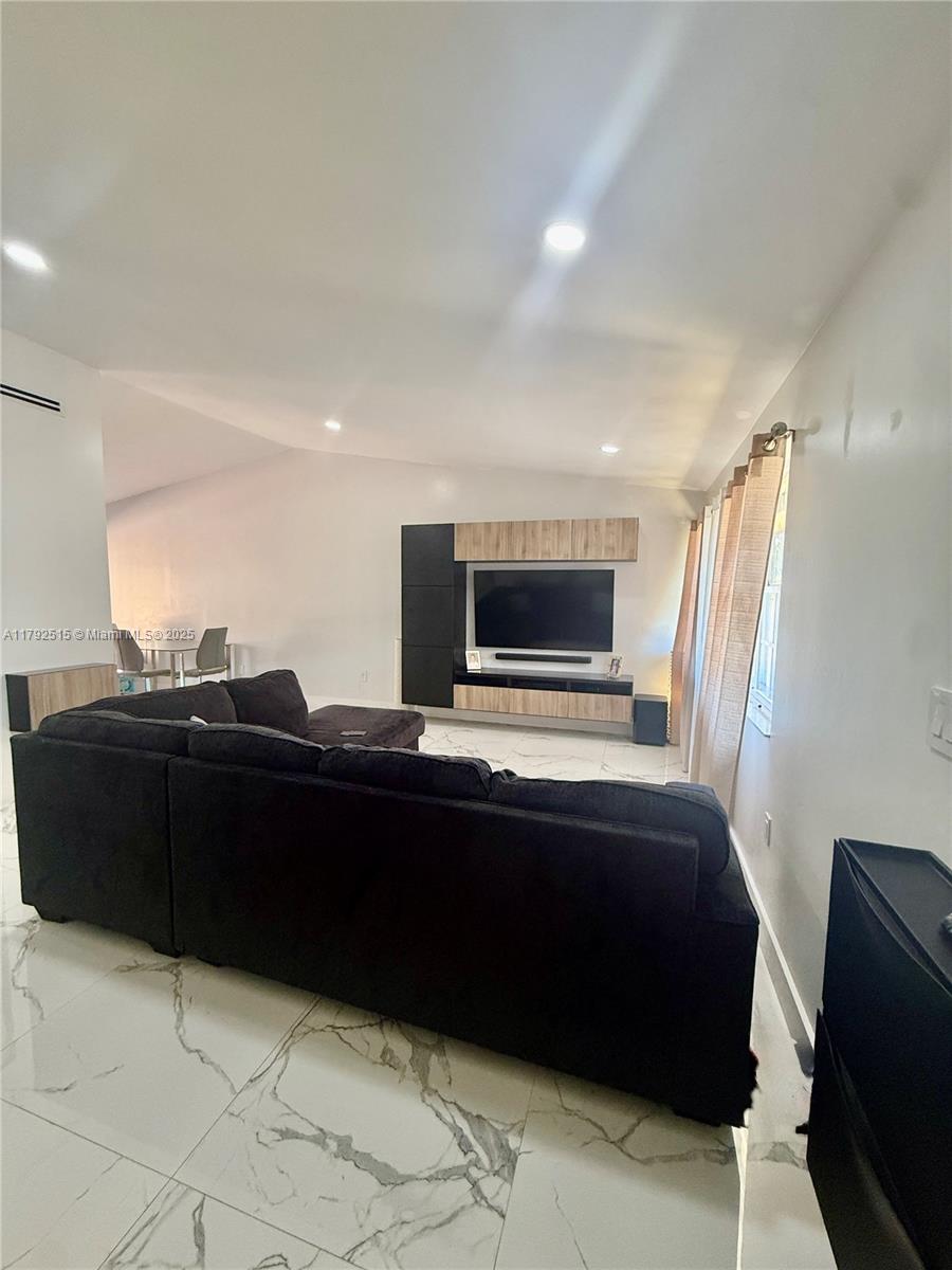14712 Southwest 84th Terrace Miami, FL 33193 - Photo 26 of 28