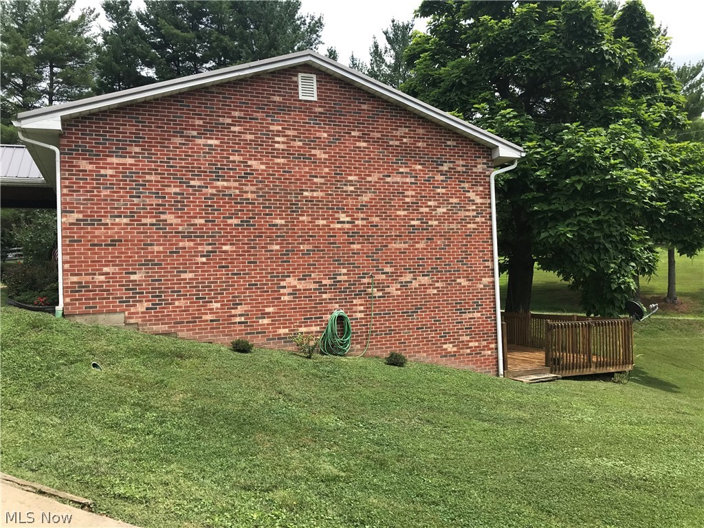 395 A E Miller Road Lowell, OH 45744 - Photo 4 of 24