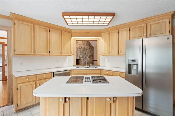 $865,000 | 8324 Meadows Road, Oak Ridge, NC 27310