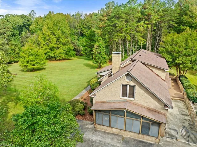 $895,000 | 8324 Meadows Road, Oak Ridge, NC 27310