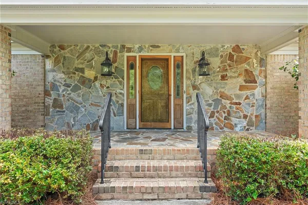 $865,000 | 8324 Meadows Road, Oak Ridge, NC 27310
