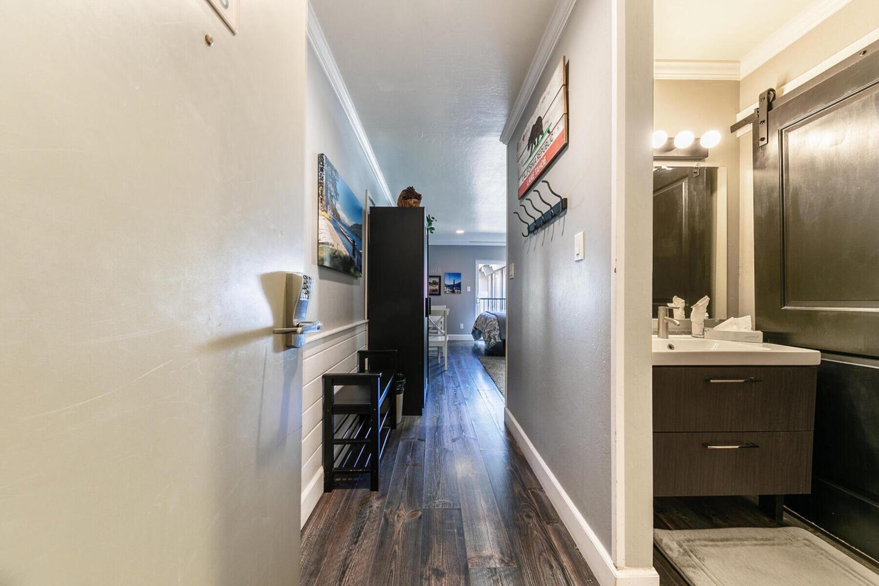 15775 Donner Pass Road, Unit 216 Truckee, CA 96161 - Photo 3 of 22