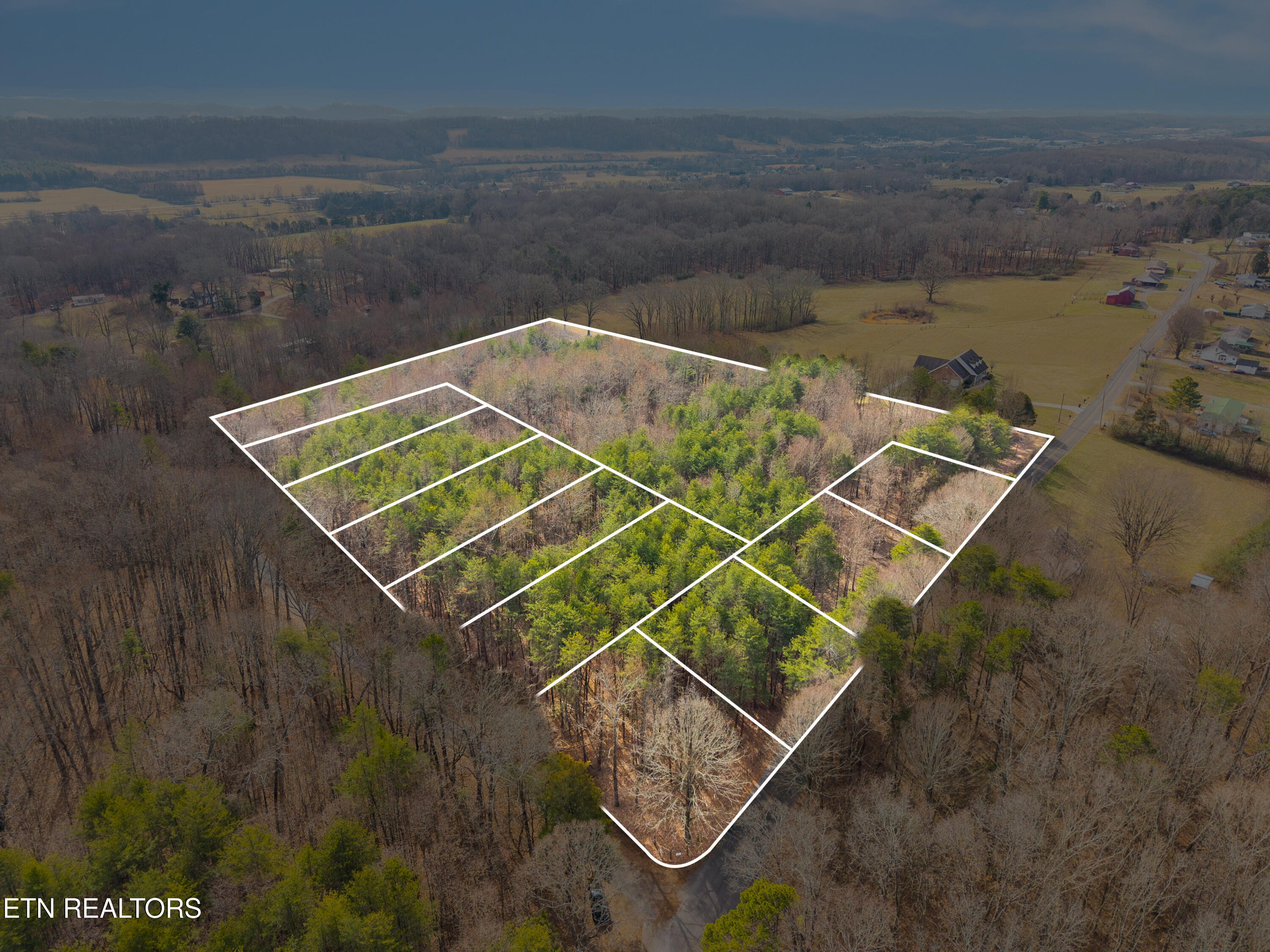 262 Co Road Niota, TN 37826 - Photo 1 of 12 knox_view_media_260_co_rd_3600001-proper