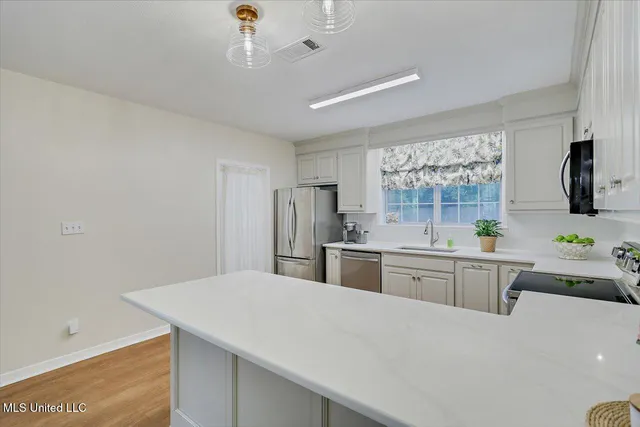 $255,000 | 322 2nd Avenue Northwest, Magee, MS 39111