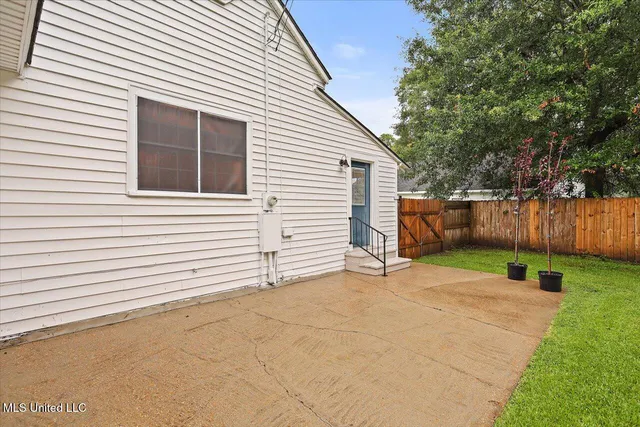 $255,000 | 322 2nd Avenue Northwest, Magee, MS 39111